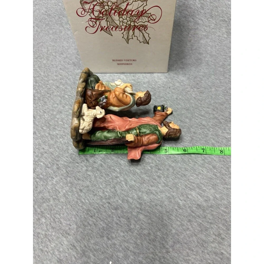 Avon‎ Holiday Treasures Blessed Visitors Shepherds 2002 In Box Christmas